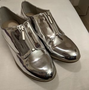 Silver oxfords
